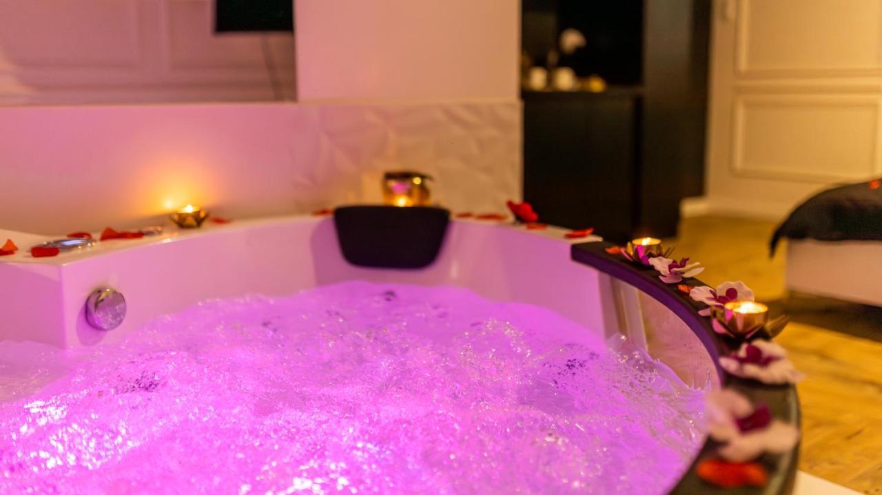 Zamoyskiego Jacuzzi Apartment Красков Екстериор снимка